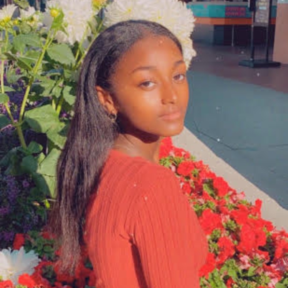 HI there! I'm Sarron🦋 - Picture 2 of 2